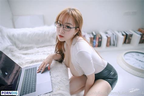 Julieling0314 Nude Leaked OnlyFans Photo 184 Porndig
