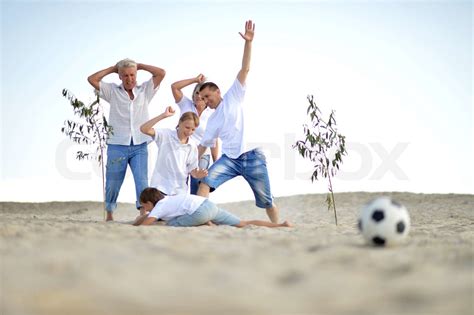 Familie Fußball Spielen Stock Bild Colourbox