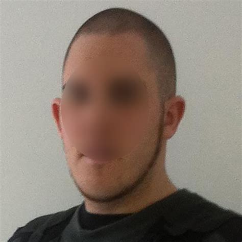 Rencontre gay à Marseille pour m aider à découvrir de nouvelles choses Rencontre gay Marseille