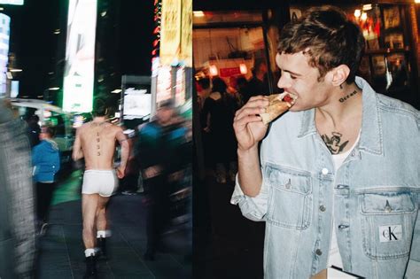 Blanco Si Fa Pagare Per Correre In Mutande A Nyc Ma Senza Reggiseno Gallery Gay It