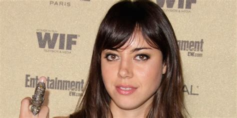Aubrey Plaza Net Worth 2024: Wiki, Married, Family, Wedding, Salary