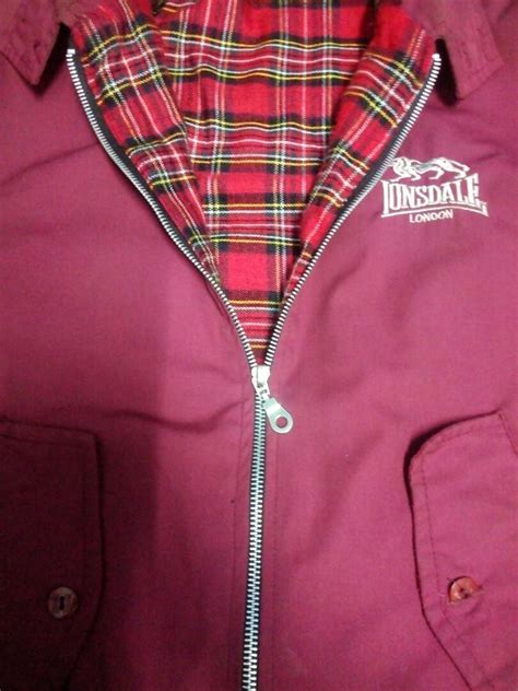 Lonsdale Harrington, Men's Fashion, Tops & Sets, Vests on Carousell