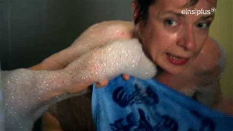 Naked Anna Stieblich in Tuerkisch für Anfaenger Serie