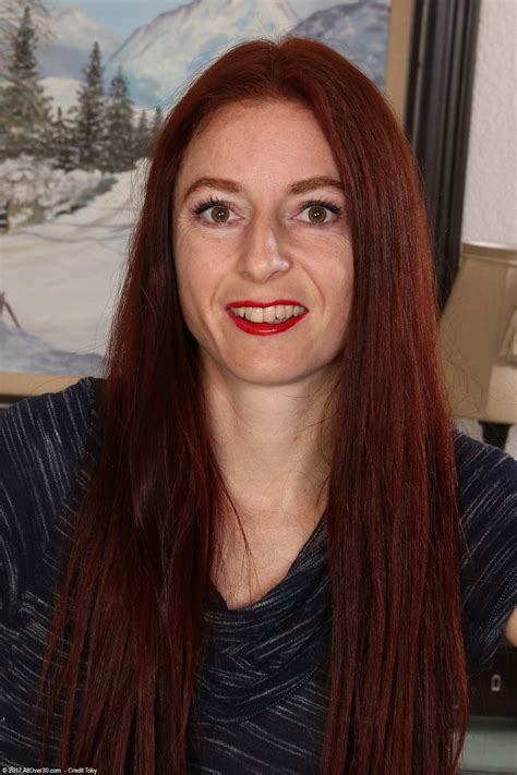 ZzUp Free Porn Pics Sex Art Photos Offshore Pictures Sharing