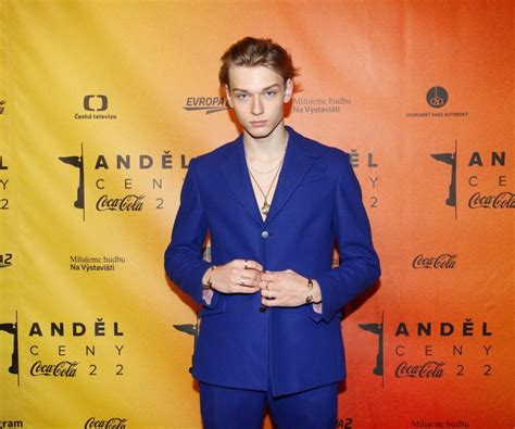 Galerie Sex O Clock Bratr Gránského Tomas Sean Pšenička o natáčení intimních scén fotka