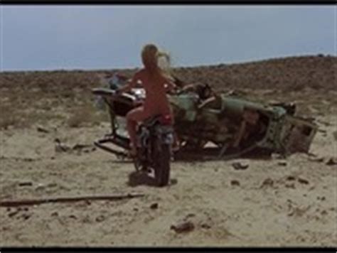 Naked Gilda Texter In Vanishing Point