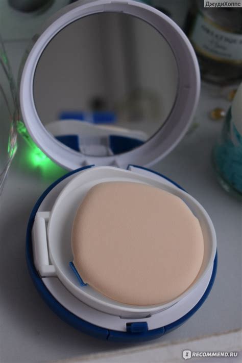 Солнцезащитный крем-кушон ROUND LAB SPF 50+ birch juice moisturizing ...