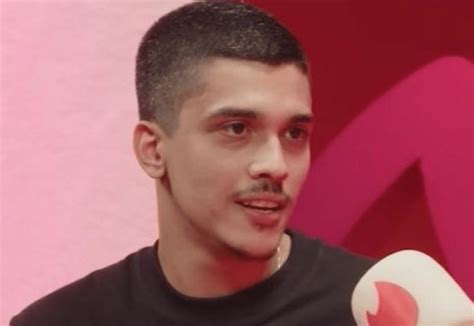 Suposto nude de Chico Moedas agita internautas Linguíça de churrasco Fofocas e Famosos