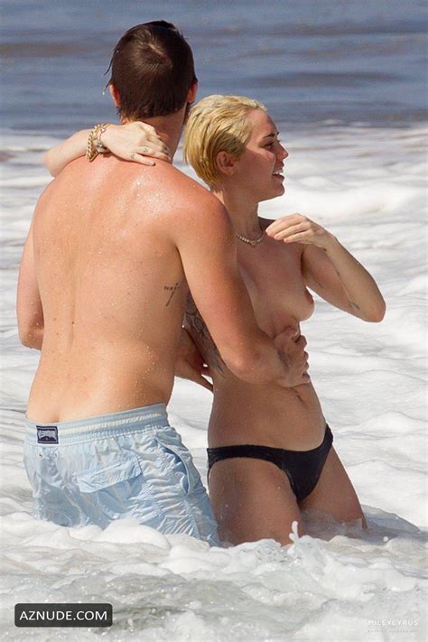 Miley Cyrus Naked And Hot On The Beach Aznude