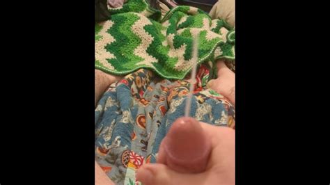 抽搐我的鸡巴直到我喷出精液 Pornhub Gay