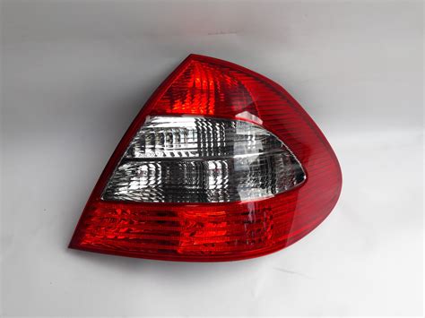 Lampa Tylna Ty Mercedes E Klasa W Prawa Za Z