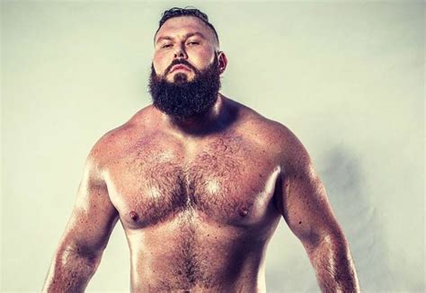 Pro Wrestler Mike Parrow Comes Out As Gay After Finding Love Outsport