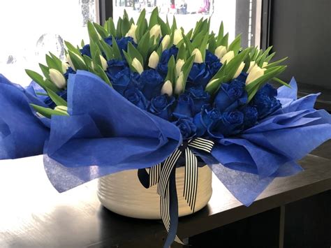 Chic Flower Arrangement With Tulips And Royal Blue Roses – Sofia Luxe ...