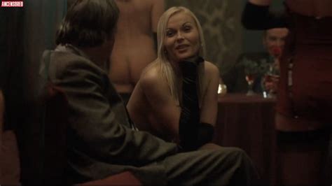 Gina B Nude Pics Pagina