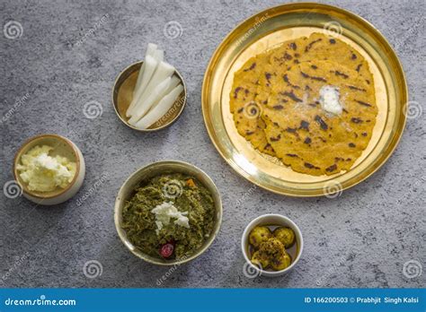 Makki Di Roti - Sarson Ka Saag Stock Image - Image of authentic, indian ...