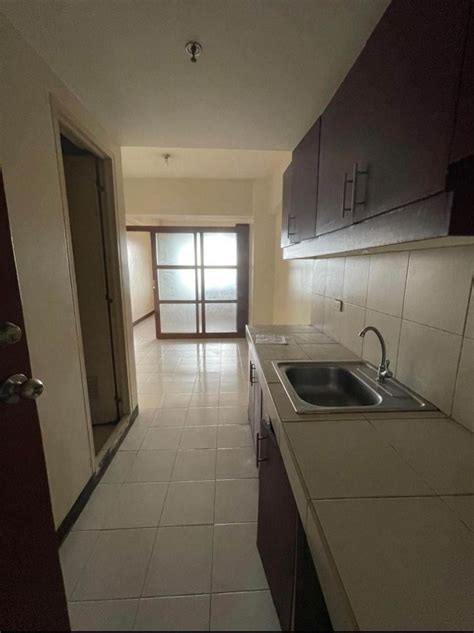 Cityland Makati Executive Tower Bedroom Condominium Unit In