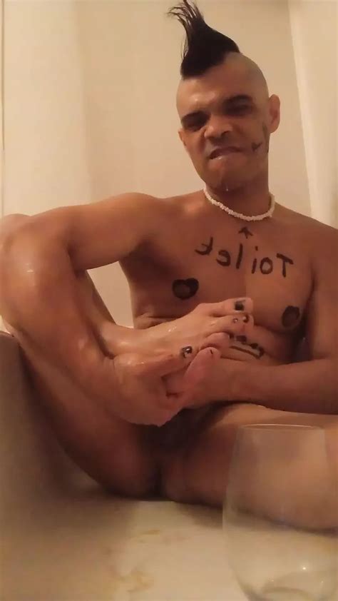 Piss And Cum Tastes Good Off My Feet Gay Amateur Porn Feat HornyLilFucker XHamster