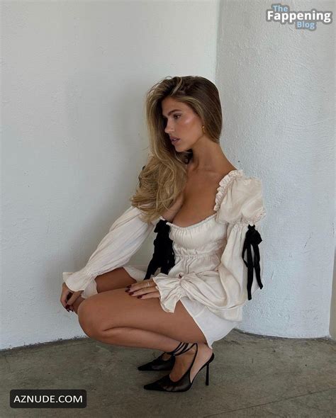 Kara Del Toro Sexy Photoshoot Posing Her Hot Cleavage And Legs Aznude
