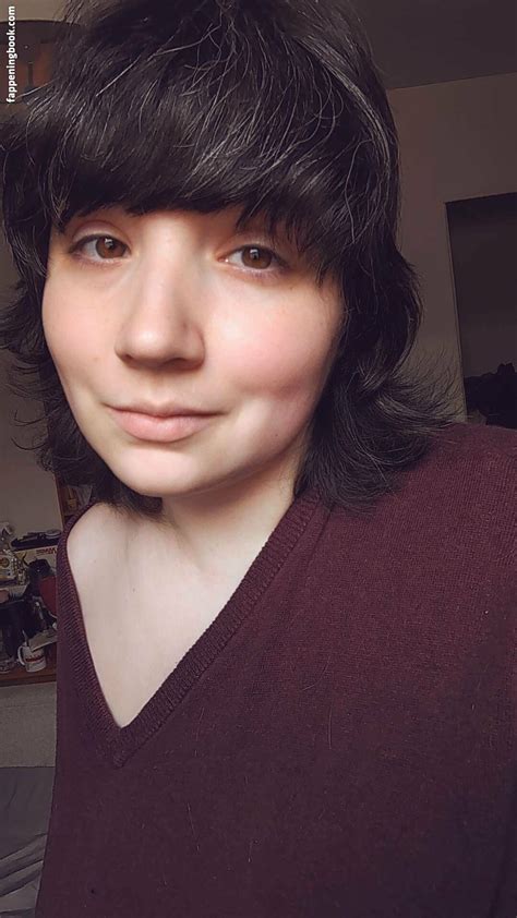 MCSmallyy Mcsmally Nude OnlyFans Leaks Fappening FappeningBook