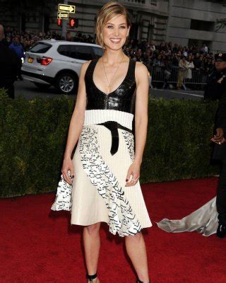 Rosamund Pike Nude Porn Pictures XXX Photos Sex Images PICTOA
