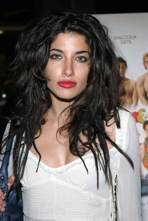 Tania Raymonde Nude Pics Scenes And Porn Scandal Planet