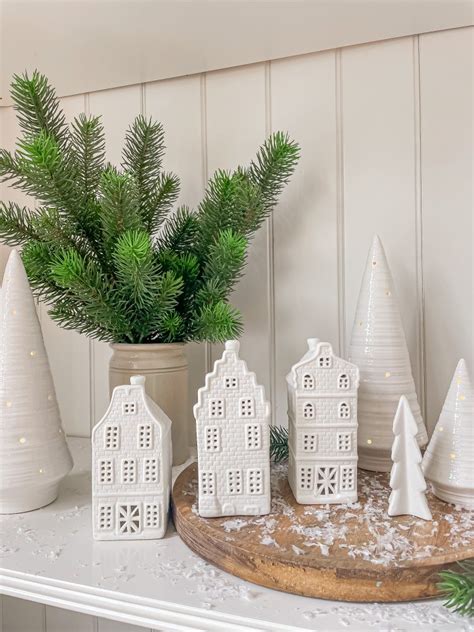 When Should You Put Up Your Christmas Tree? – OH SO KEL