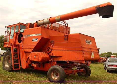 Massey Ferguson 760 Combine In Paola KS Item J2075 Sold Purple Wave