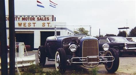 Photo 1966 Hot Rod At Gas Station ROADSTERS CABRIOLETS Album LOUD PEDAL Fotki