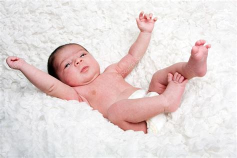 Happy Baby auf Wolke — Stockfoto © phakimata #2765031