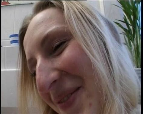 Blowjob Wette Im Badezimmer Free German Hardcore Porn Video XHamster