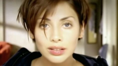 Natalie Imbruglia Reveals Sad Reason She Wore Army Pants In Torn Music