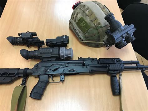 Про спорядження десантників 79-ї бригади