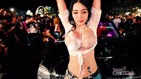 Natty Coyoty Hot Dance