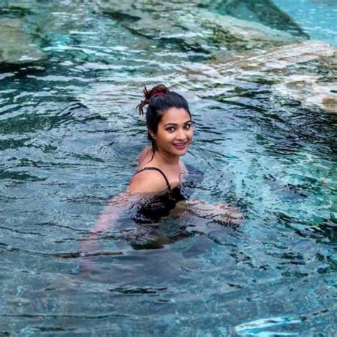 9 Hot Sexy Sharanya Turadi Bikini Pics