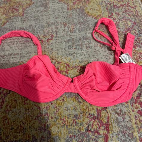 Holister Bikini Underwire Pink Never Worn Holister Depop