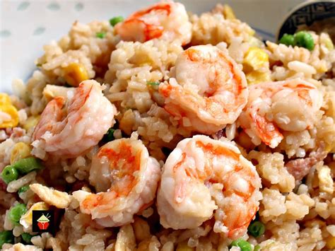 Garlic Shrimp Fried Rice It S Quick Easy And Of Course Super Tasty