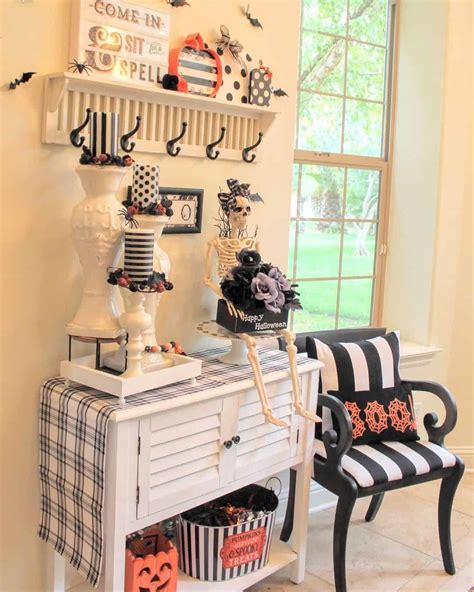 23 Spooky and Spectacular Halloween Décor Ideas