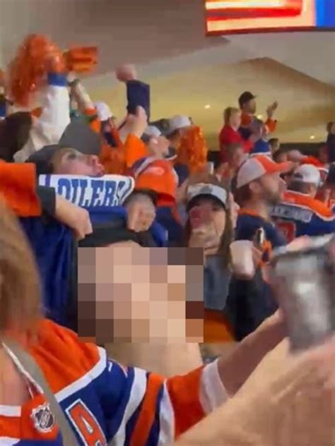 Edmonton Oilers Fan Flashes Boobs To Crowd During Nhl Conference Finals