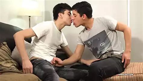 Latinos Sly And Derek Barebacking Gay Cumshot Porn Xhamster