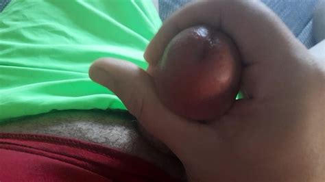 小さなペニスビッグカムがカメラに当たるたくさんのザーメン大声でうめき声シャツにザーメン Pornhub Gay