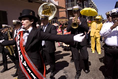 New Orleans Jazz Funeral Traditions – ZFVLPW