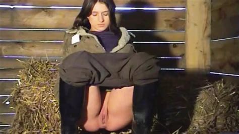 Free Women Peeing Porn Videos XHamster