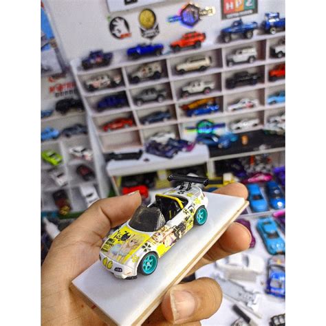 Mazda Hot Wheels Miata