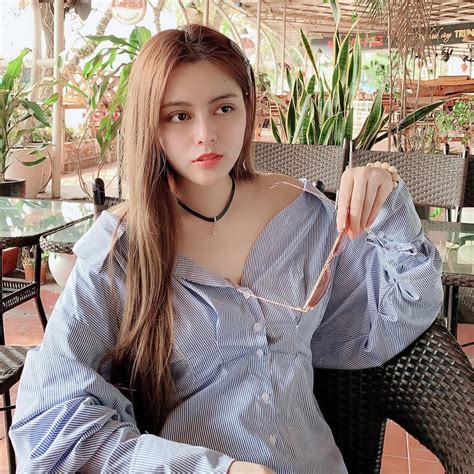 Trâm Anh và dàn hot girl World Cup ngày càng gợi cảm sau 1 năm