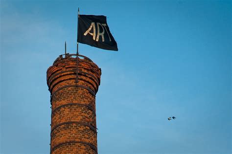 Флаги на башнях - Роман Мокров