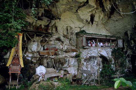 Londa | Tana Toraja, South Sulawesi | pacébo tours