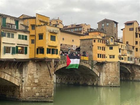 Stop Al Genocidio A Firenze Manifestazione Per La Palestina