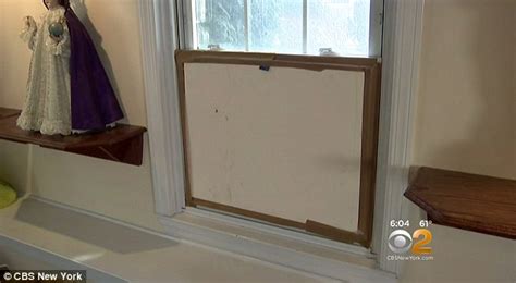 Connecticut Church Damaged By Naked Woman On Rampage Daily Mail Online