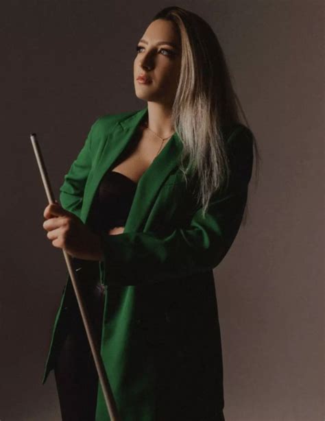 Ng I P Bi A M C Bikini Nh S Ng M O Khoe V P B C L A