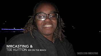 Tee Vuitton Sex On The Beach With Her Step Brother XVIDEOS
